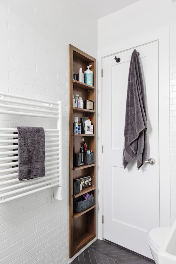 bathroom open shelving