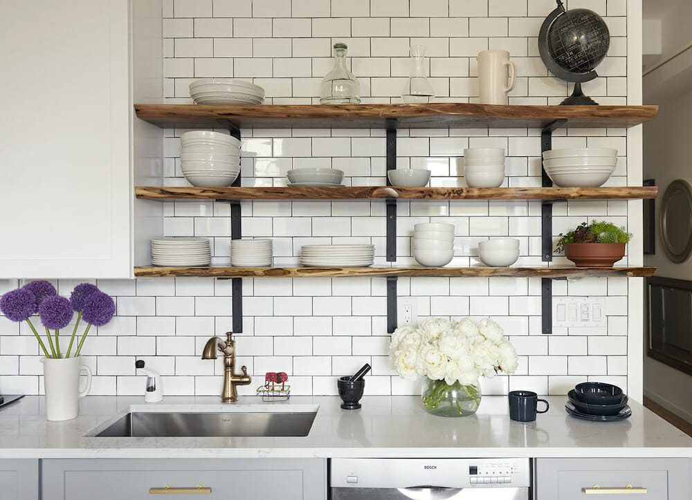 Exposed shelving makes it easy to grab stuff on the go, making this the ultimate entertainment kitchen