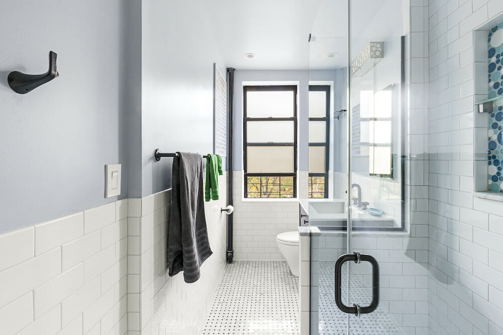 7 Bathtub To Shower Conversions That, How To Turn A Bathtub Into A Stand Up Shower