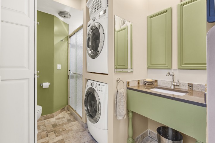7 Small  Laundry  Room Ideas for City Dwellers Tired of 