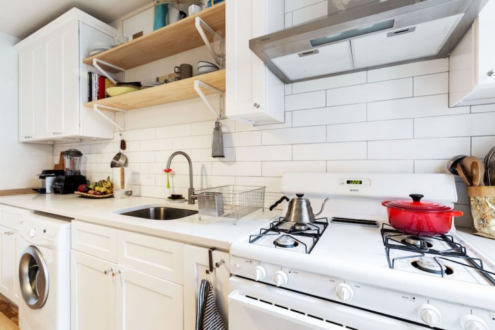 apartment renovation, Williamsburg, kitchen, white cabinets, quartz countertop