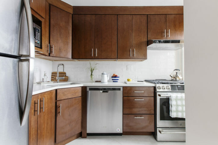 Remodeling your kitchen? Here's how to choose cabinets.