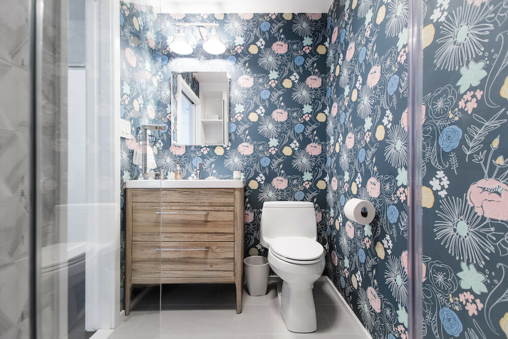 wallpaper bathroom