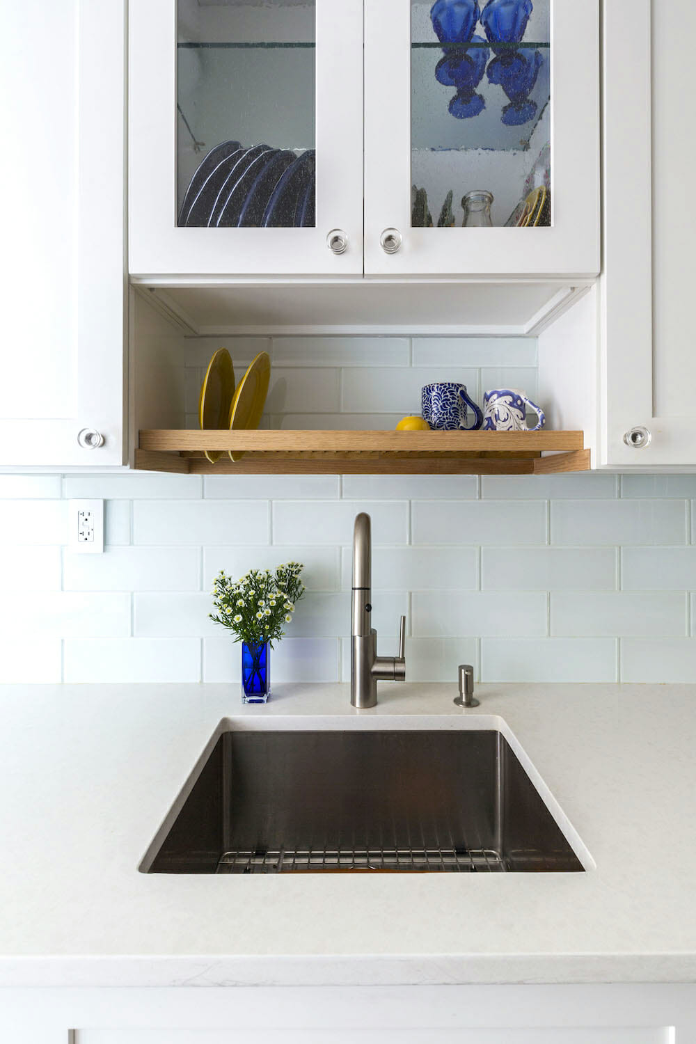18 Savvy Ideas to Maximize Your Small Kitchen Remodel