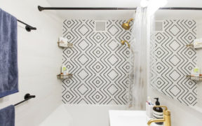 black and white bathroom
