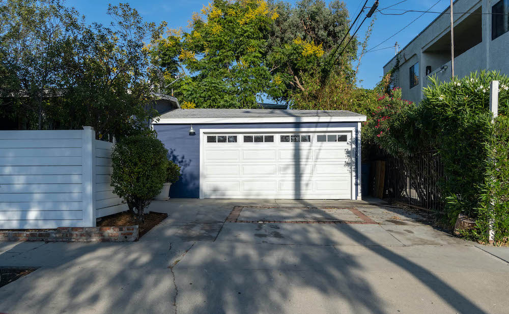 A Garage Remodel In Los Angeles Has, Artistic Garage Doors San Carlos Review