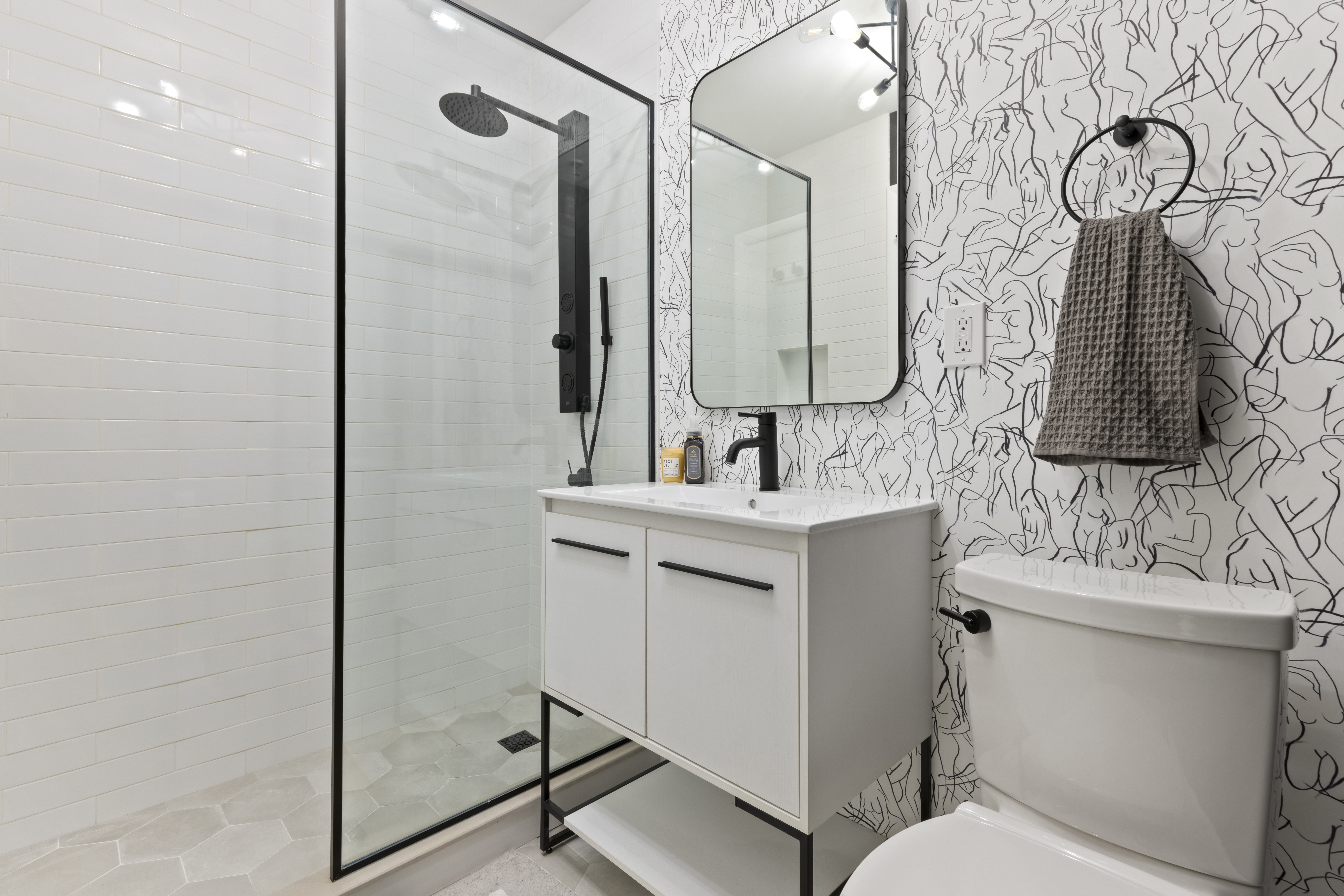 5 Doorless Walk-In Shower Designs for an Accessible Bathroom