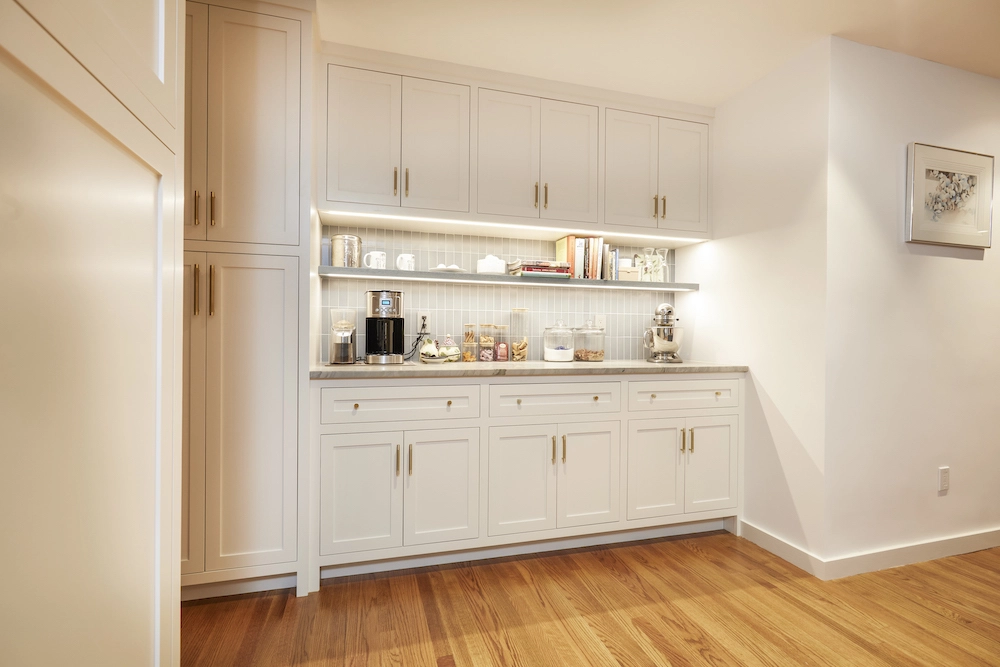 White custom cabinets in a ct kitchen remodeling project