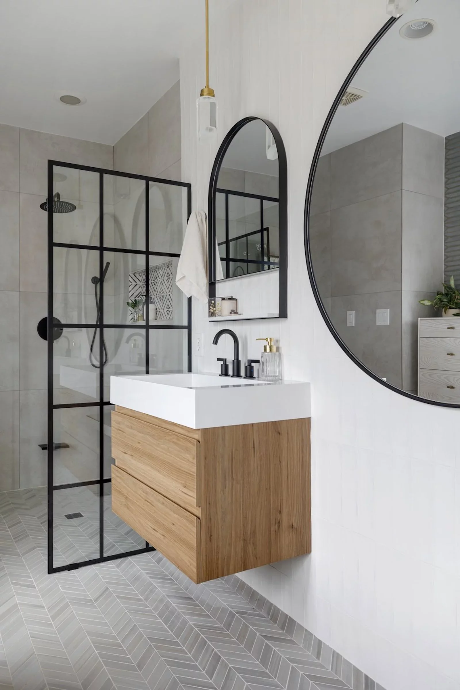 floating vanity with grid shower glass panel