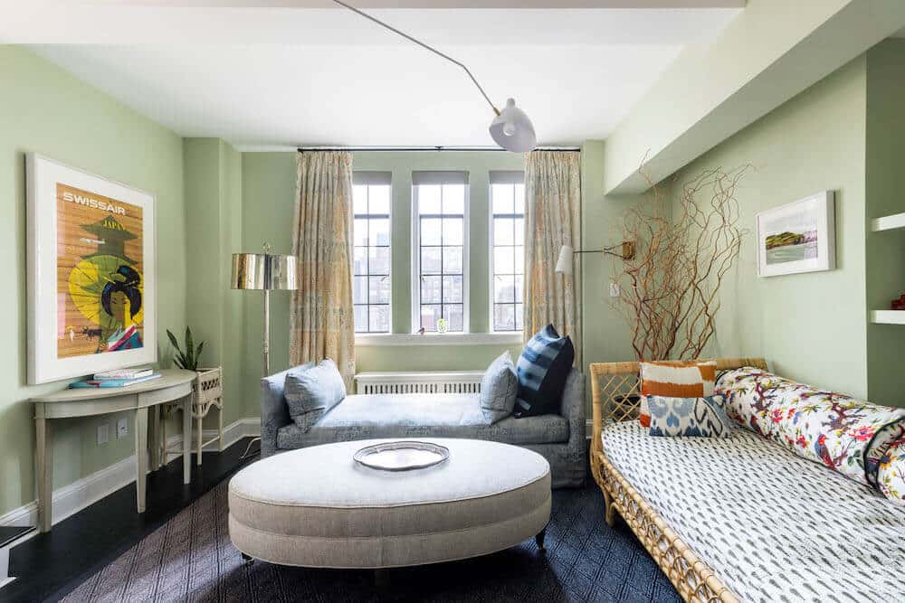 renovatie studio-appartement in Gramercy Park met groene muren